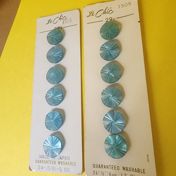 Vintage Mother of Pearl Buttons on Original Cards Blue, Pink, Yellow, Pearl ๐งต๐ชก - Picture 3 of 16